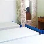 Ξενοδοχείο με διαμερίσματα Avra Budget 3*