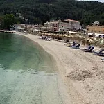 Ξενοδοχείο με διαμερίσματα Avra Budget