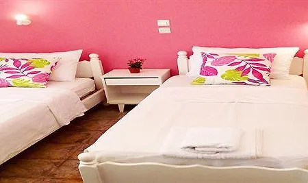 Aparthotel Avra Budget 4*