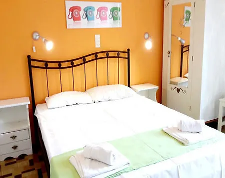 Aparthotel Avra Budget 4*