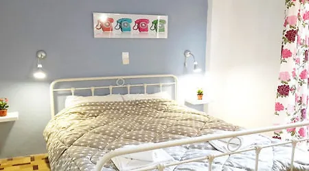 Aparthotel Avra Budget 4*