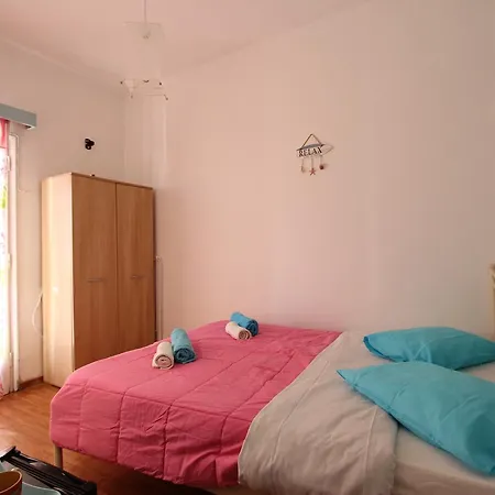 Avra Budget 4*