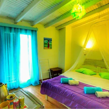 Avra Budget Aparthotel 3*