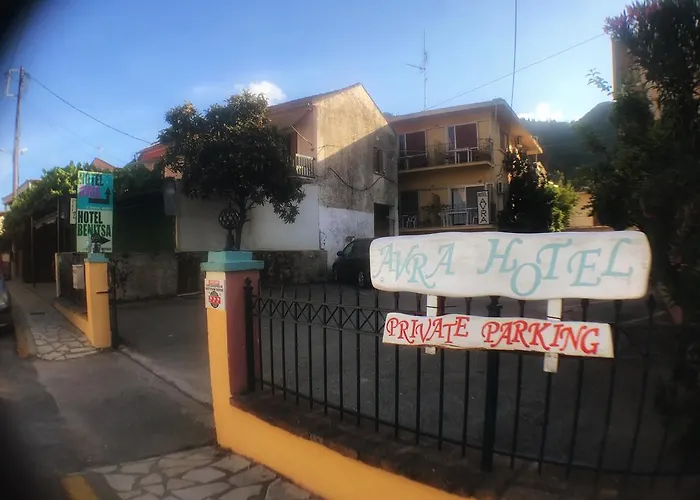 Avra Budget Ξενοδοχείο με διαμερίσματα 3*